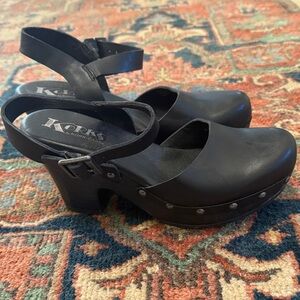 Kork-Ease Black Leather Clogs with Ankle Strap